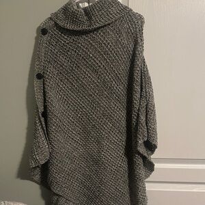 Denver Hayes Charcoal Knit Poncho